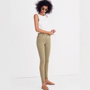 Madewell High Rise Jeans in Tundra (G7196)
